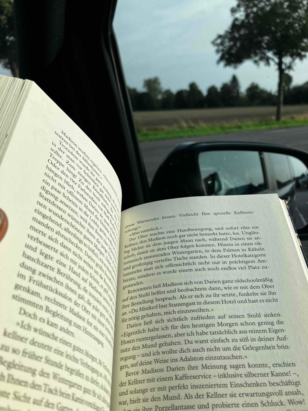 Das Buch war sehr gut fesselnd und das letzte Kapitel oha 