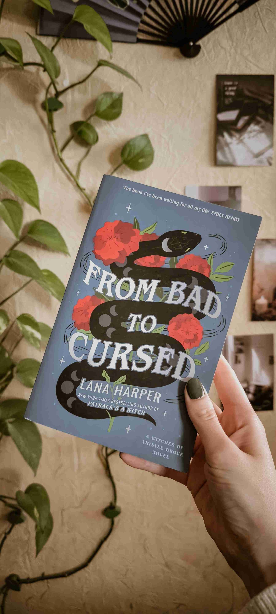 This Book had me in the first Half, not gonna lie... 🔮✨