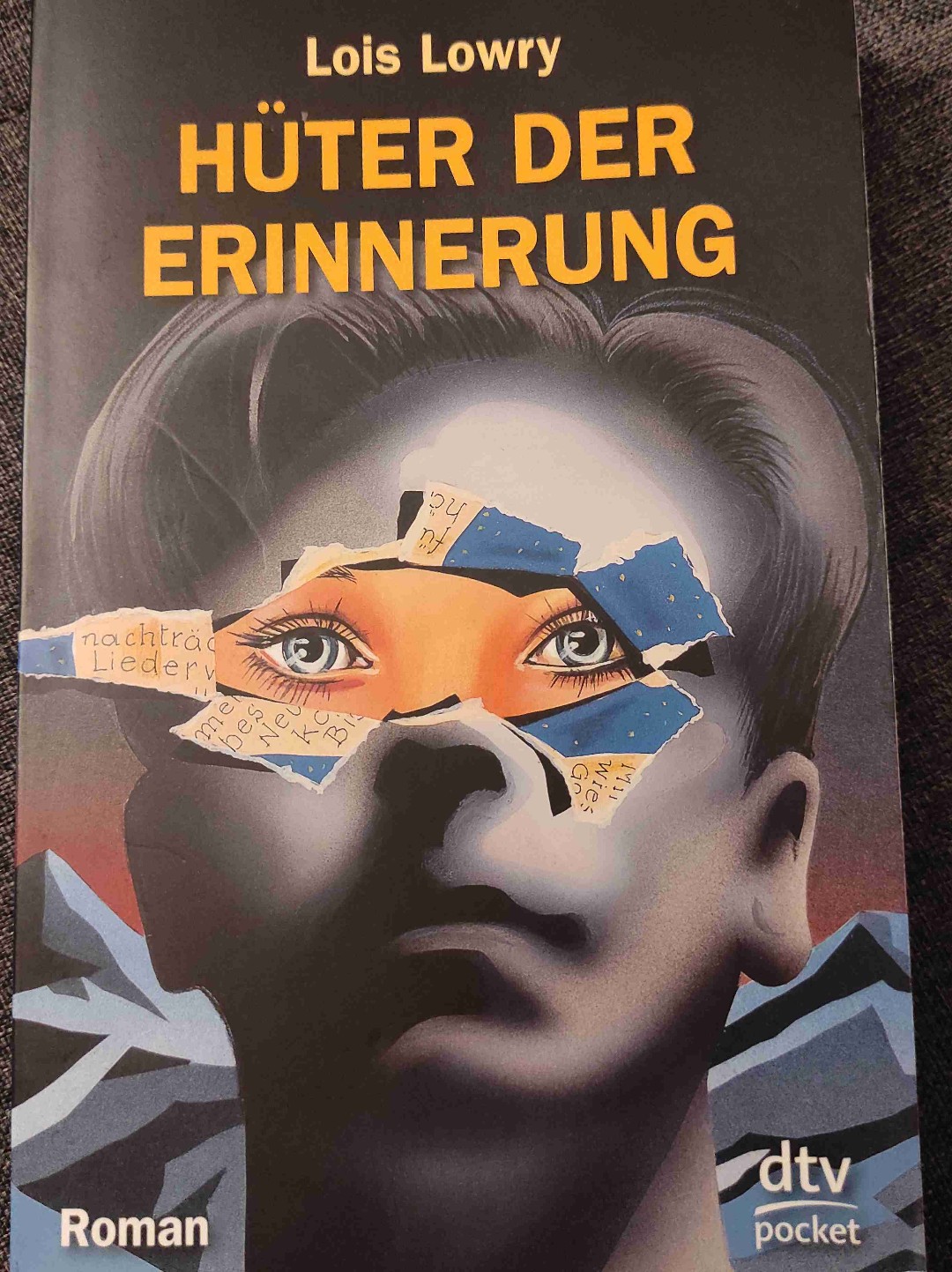 In einem Stück verschlungen.