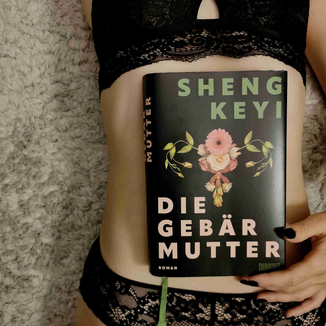 Ein Buch, das zwar nicht immer leicht zu lesen, aber mehr als lesenswert ist!
