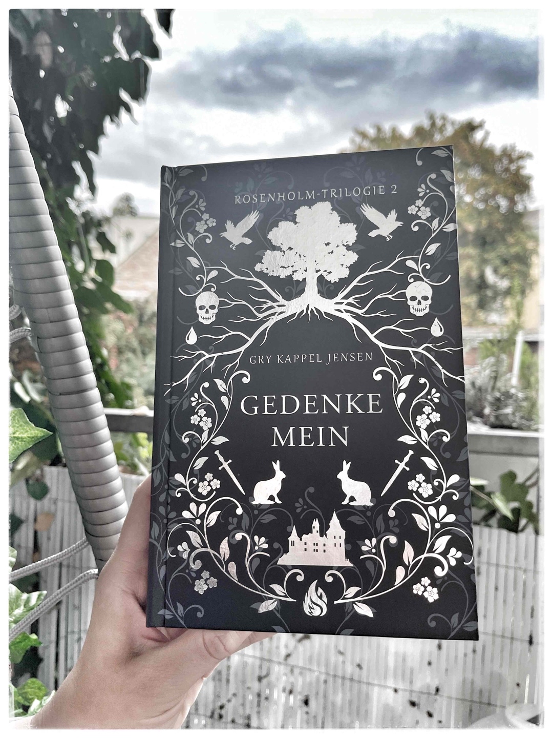 Rosenholm-Trilogie (2) 
Gedenkemein