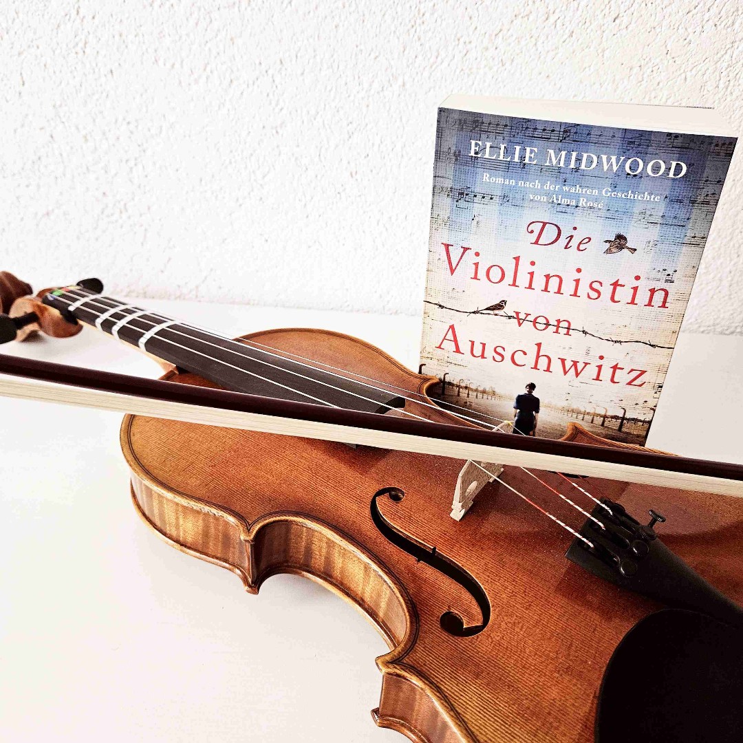 In der Hölle der Grausamkeit fließen, dank der Musik von Alma Rosé, ein klein wenig Licht, Liebe und vor allem HOFFNUNG!