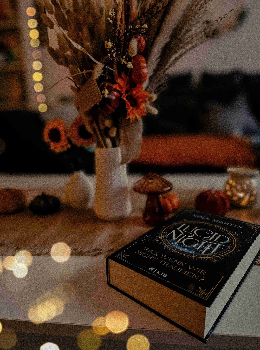Ein gemütliches Buch, das einen in tolle und einzigartige Traumwelten entführt.