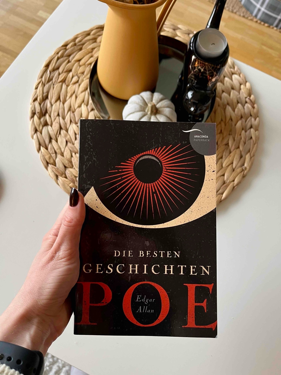 » Was wir auch sehen oder scheinen, ist bloss ein Traum in einem Traum. « 💭🌙🦇