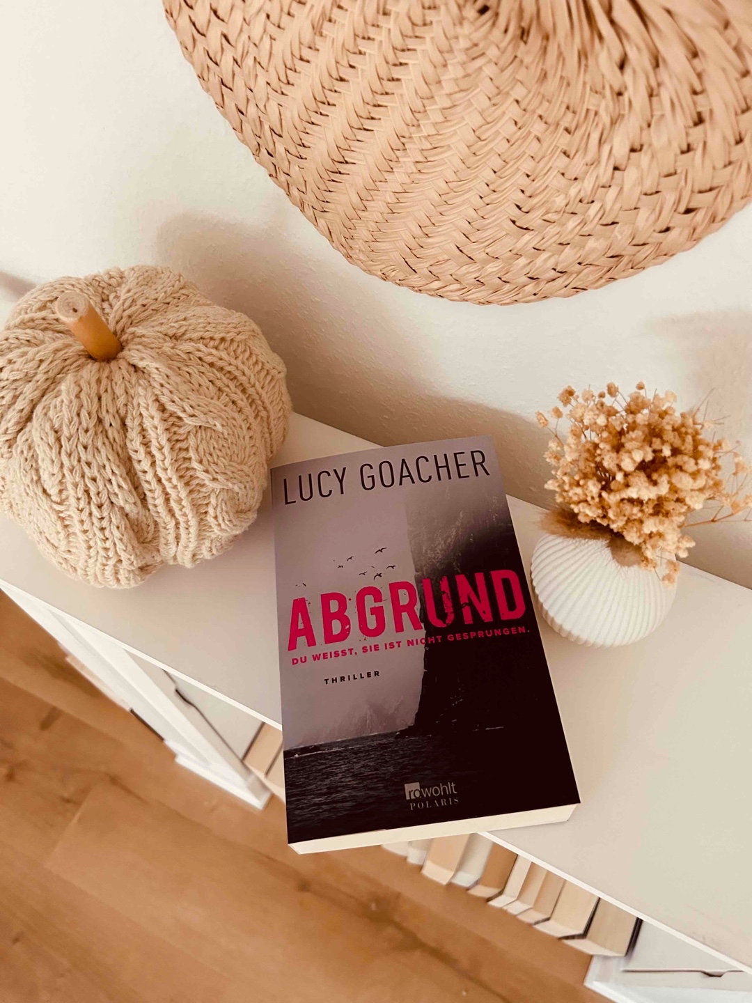 Ein spannender Thriller zum Miträtseln und Mitfiebern!👌Definitiv empfehlenswert!