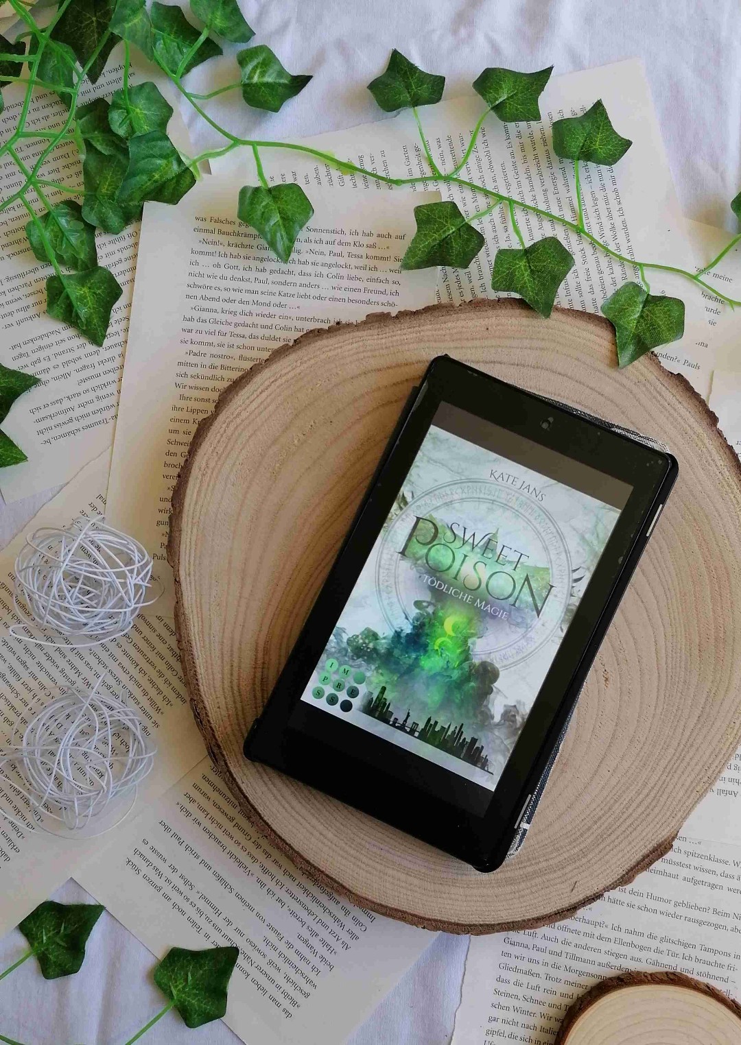 Ein spannender Urban Fantasy Einzelband voller magischer Momente und unerwarteter Wendungen, der mich sehr gut unterhalten konnte.
