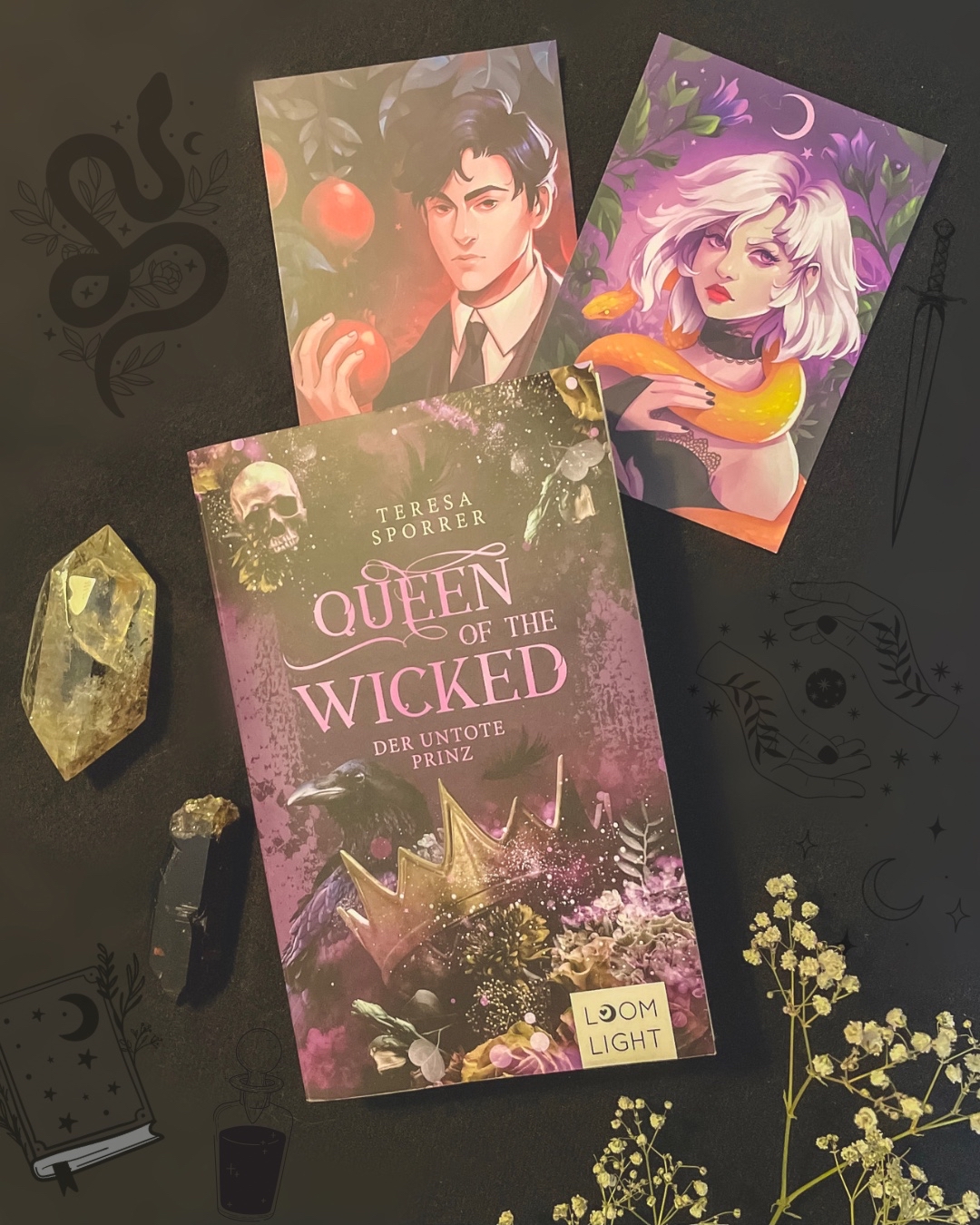 Found family. 🌙 queer. 🌈 witches 🧙🏼♀️ fae 🧚♂️ demons 😈