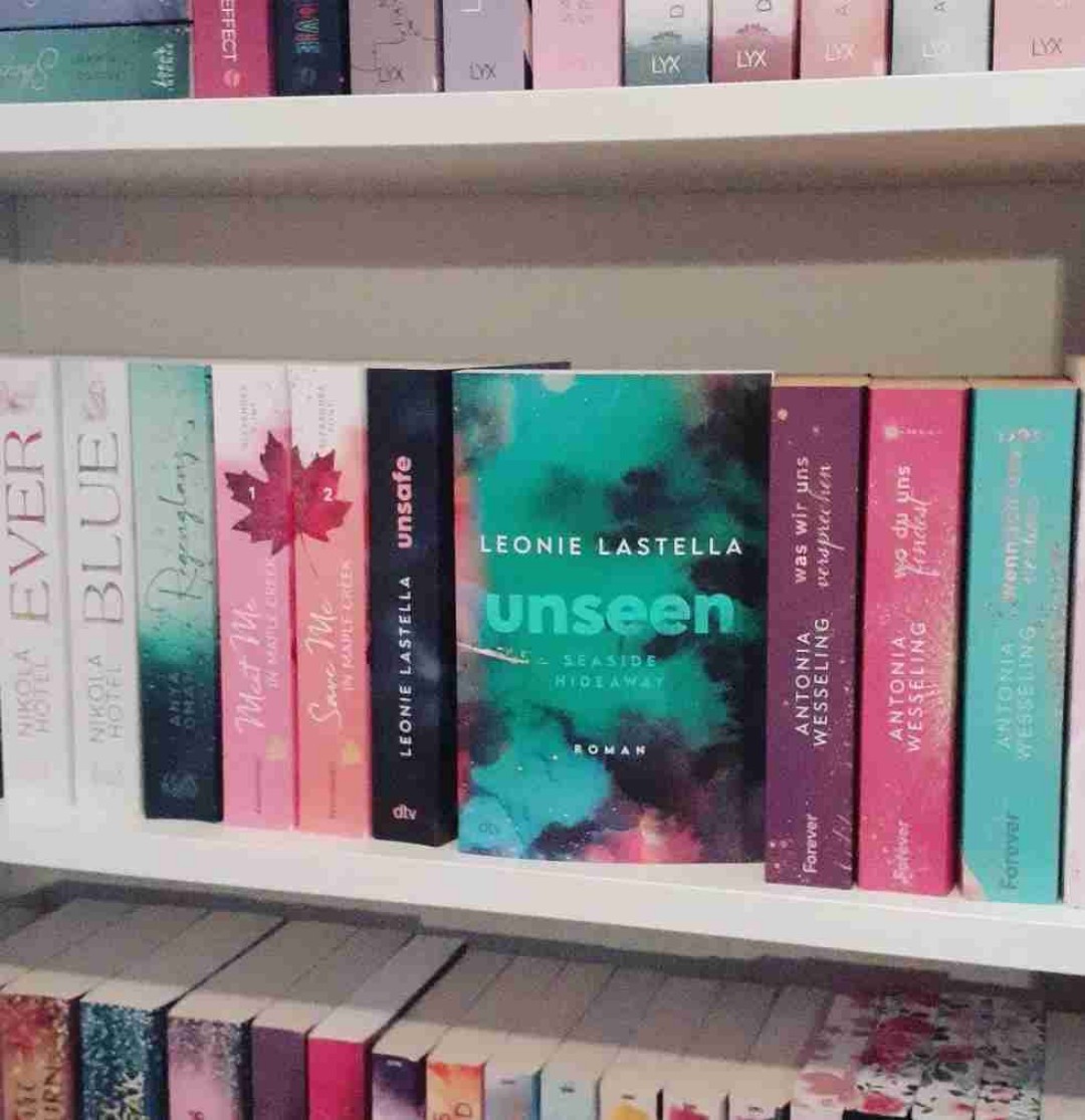 “Eine wunderschöne, spannende und heartbraking Geschichte, die ich am liebsten immer und immer wieder lesen will.”