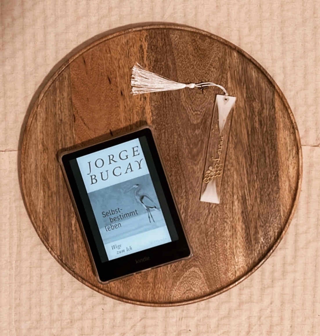 𝐑𝐞𝐳𝐞𝐧𝐬𝐢𝐨𝐧
𝑆𝐸𝐿𝐵𝑆𝑇𝐵𝐸𝑆𝑇𝐼𝑀𝑀𝑇 𝐿𝐸𝐵𝐸𝑁
⭐️⭐️⭐️⭐️⭐️*5/5 Sterne*