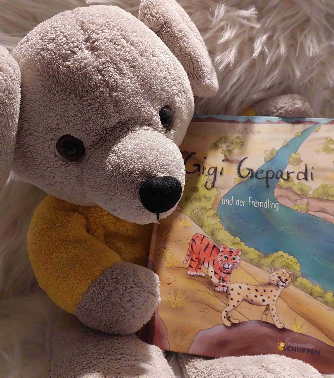 liebevoll illustriertes Kinderbuch für das Grundschulalter mit wichtigen Lernfaktoren über Vorurteile, Klimawandel, andere Kulturen, Abholzung des Waldes und den Wert von Freundschaften.