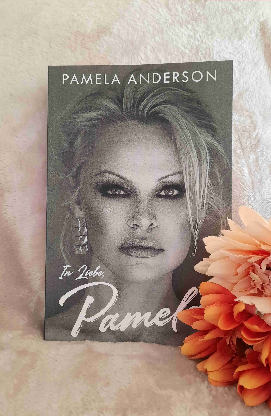 Ein Blick hinter die Fassade von Pamela Anderson - Erschreckend, aufklärend und inspirierend zugleich