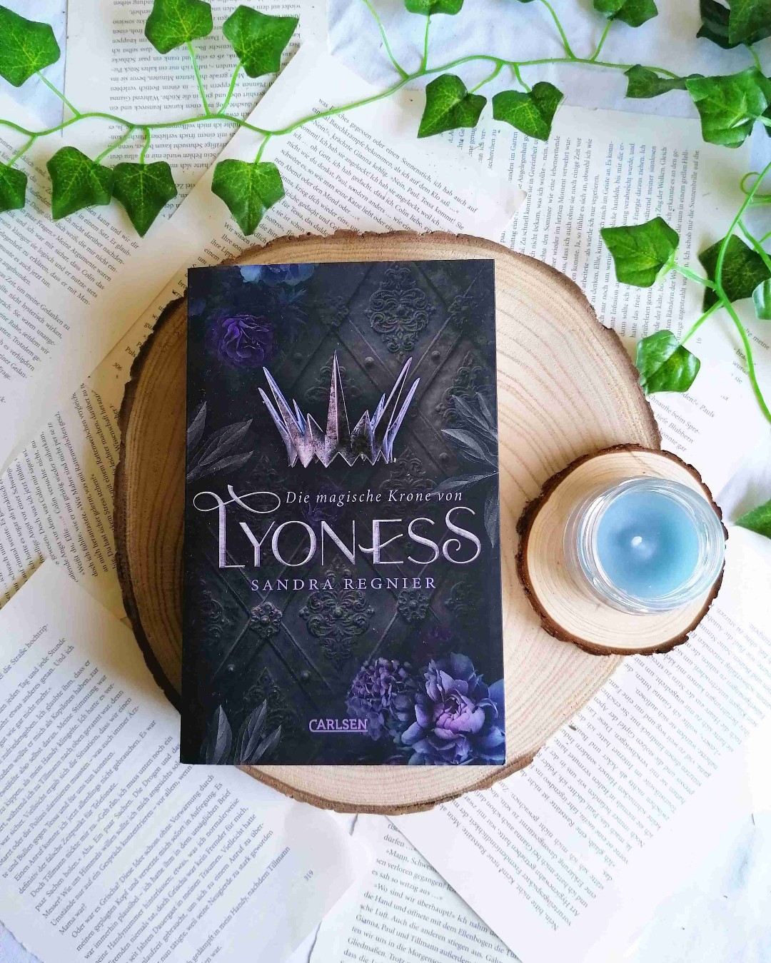 Für mich ist „Die magische Krone von Lyoness“ ein solider Auftaktband zu einem Abenteuer im magischen Inselkönigreich Lyoness mit einem wirklich tollen und sehr gut durchdachten Worldbuilding.