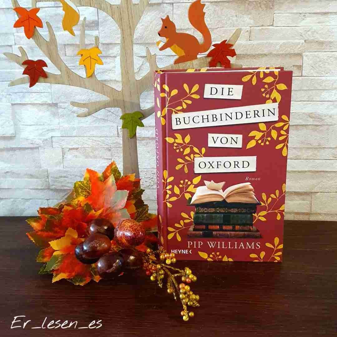 ⭐️⭐️⭐️⭐️
Die Licht- und Schattenseiten der Universitätsstadt Oxford - ich möchte das Buch jedem ans Herz legen, der eine Schwäche für Bücher und ihre Herstellung hat, der das Lesen und insbesondere historische Geschichten liebt.