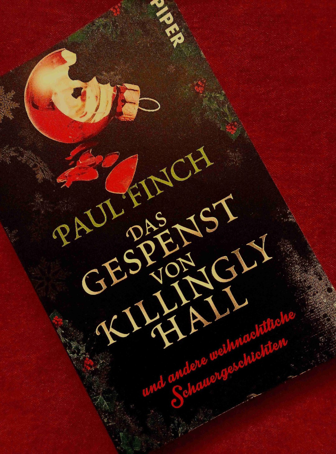 English: 5 Christmas short stories in the horror genre...

German: 5 weihnachtliche Kurzgeschichten im Horror Genre...