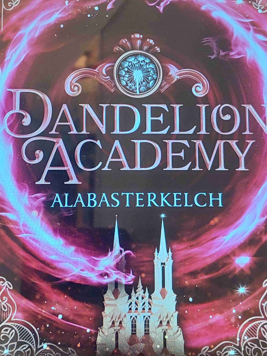 Eine schöne Fantasy Story mit Magie und Abenteuern. Jedoch konnte mich Band 2 nicht 100% überzeugen 🧙🧙