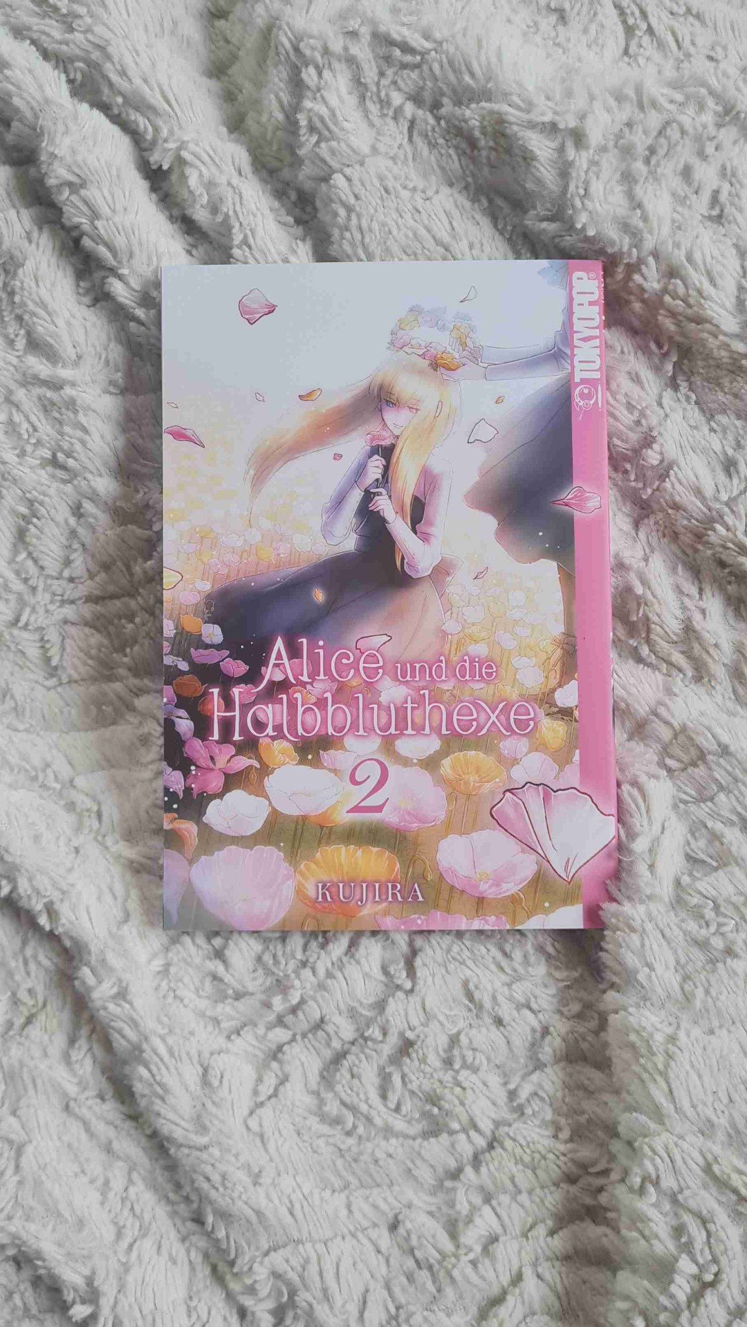 Band 2 um Mari und Alice und die Hexenwelt.
