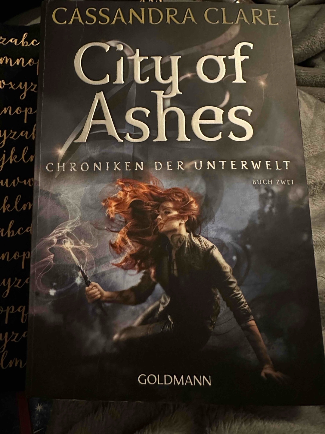 Chroniken der Unterwelt, Buch zwei