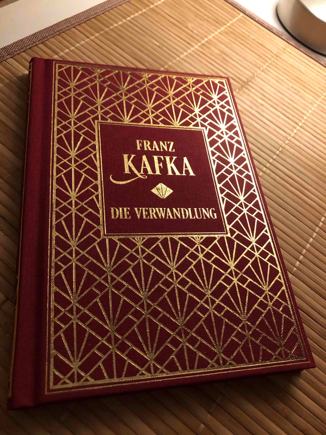 Diese Erzählung hat viele Möglichkeiten der Interpretation es kommt darauf an aus welcher Sicht man Interpretiert.