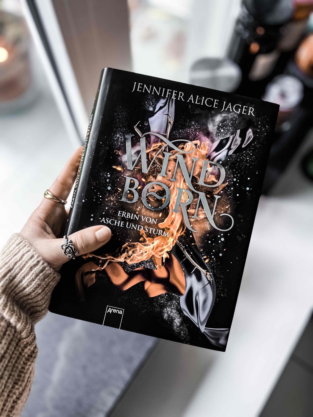…eine abenteuerliche Love Story in spannend dystopischer Umgebung. 🔥🌪️