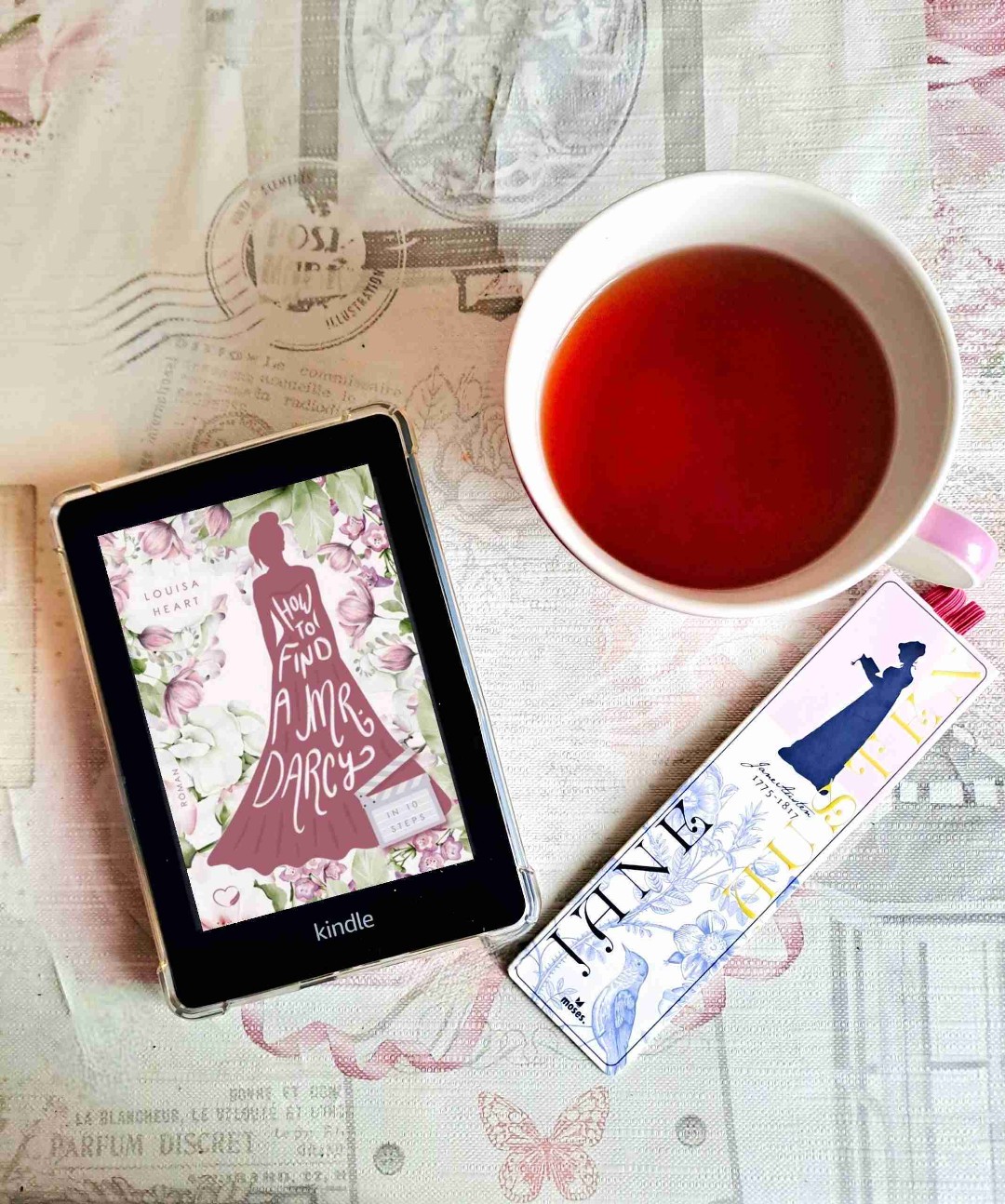 🌟Rezension🌟
Ich habe das Buch "How to find a Mr. Darcy" von Luisa Heart beendet 🥰
•
Ich liebe Jane Austen Bücher. Und ging positiv an das Buch heran. Allerdings muss ich sagen dass es mich mehr gelangweilt hat als alles andere. Eine Haters-to-Lovers Beziehung die man ja schon zu genüge kennt. Aber ich hatte irgendwie mehr erhofft. Ich kann gar nicht so genau sagen was mich gestört hat aber ich hatte null Motivation weiter zu lesen und musste mich fast nur durchquälen. Das Cover ist ja ganz süß und der Klappentext ist auch nicht schlecht aber ich mochte die Protagonisten nicht sonderlich und die Story zog sich nur so dahin. Ich würde nicht mehr als 3 Sterne geben. Ich denke dass Buch ist nicht schlecht aber auch sicherlich kein Highlight aber für mich einfach der völlig falsche Zeitpunkt und Genre dass zu lesen 🤷🏻♀️
