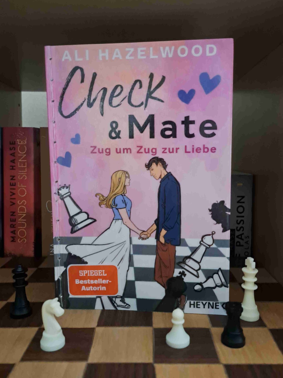 Noch nie war Schach so cool und flirty ...