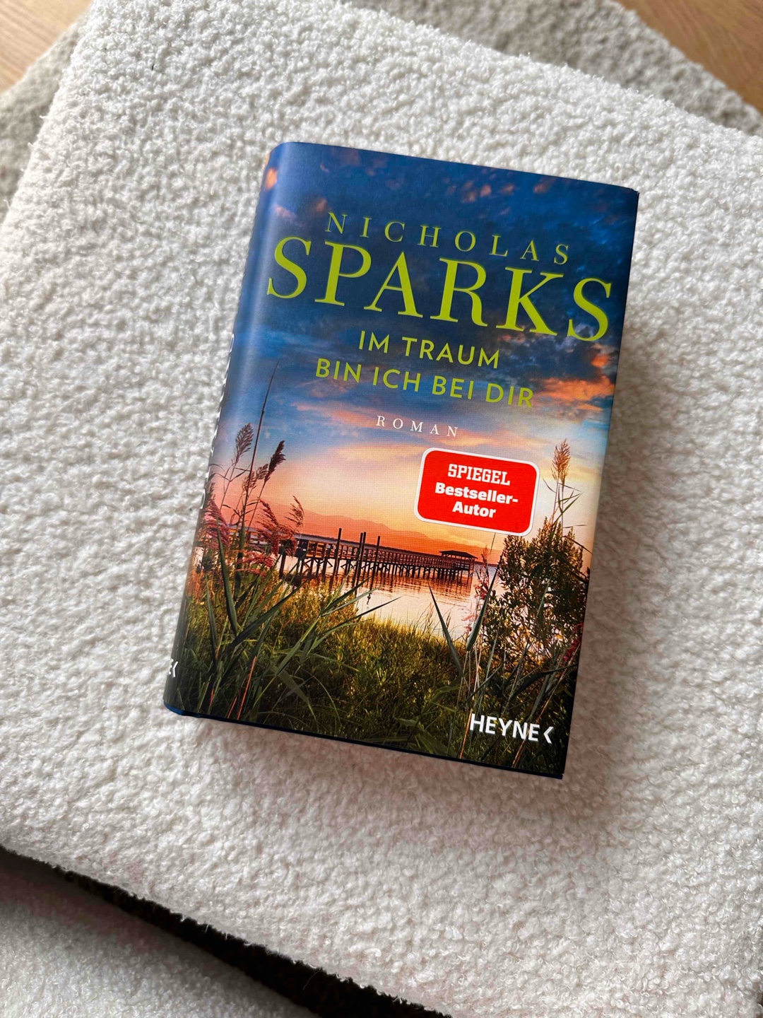 Wie alle Nicholas Sparks Bücher, ist auch dieses wunderschöne und toll zu lesen 😊