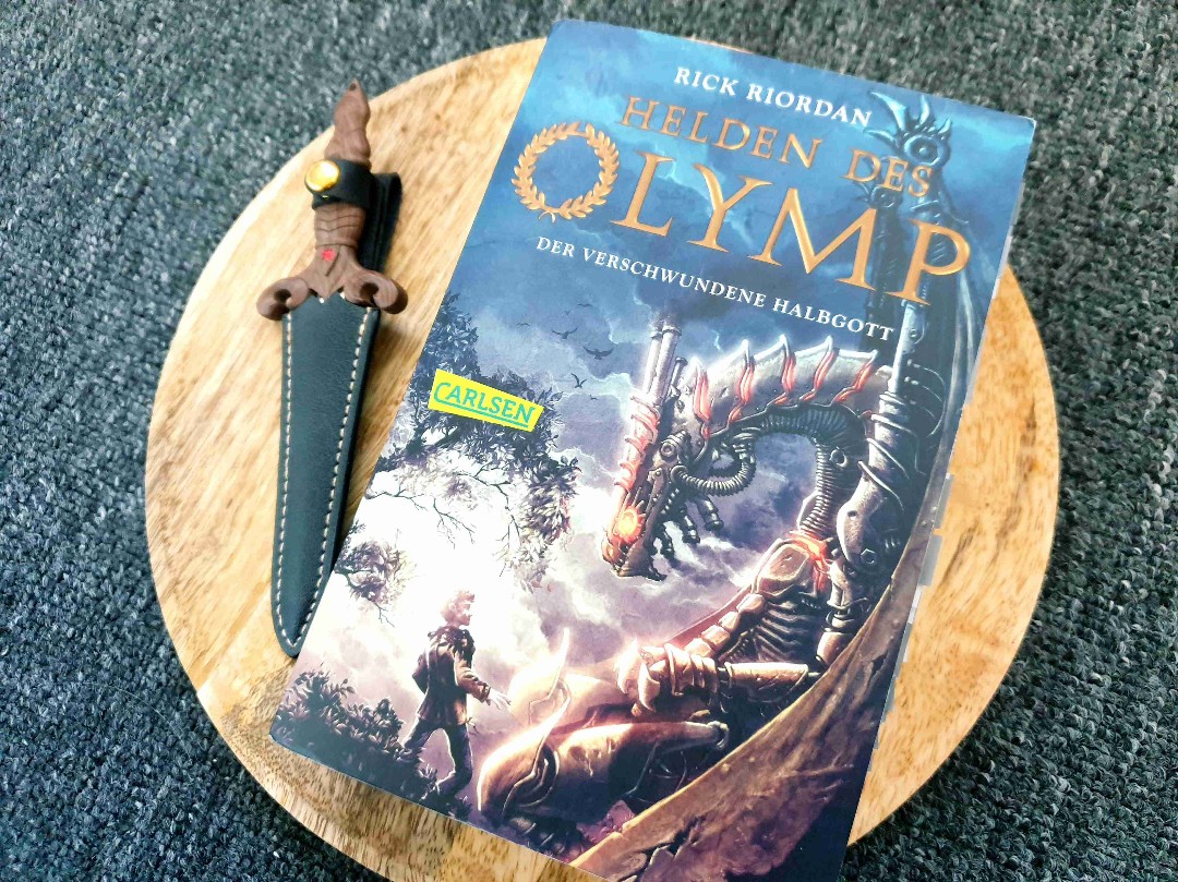 "Dem Ruf werden folgen der Halbblute sieben, die Welt wird sterben in Sturm oder Feuer ..."