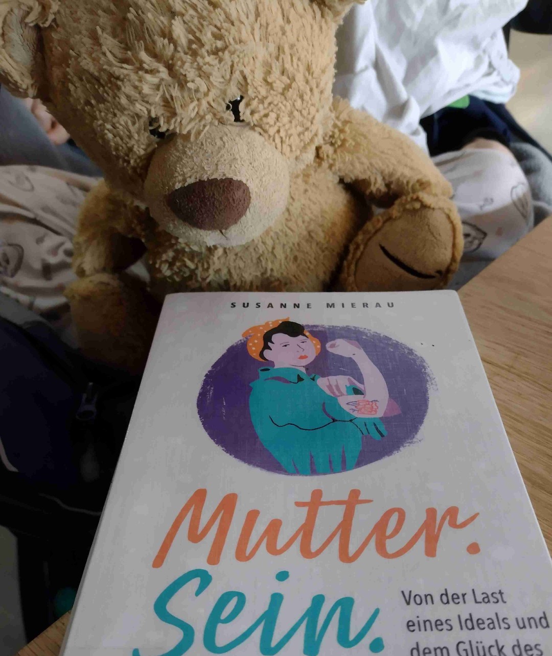 "Mutter sein kann so verdammt schwer sein. Mutter sein kann so schön sein."