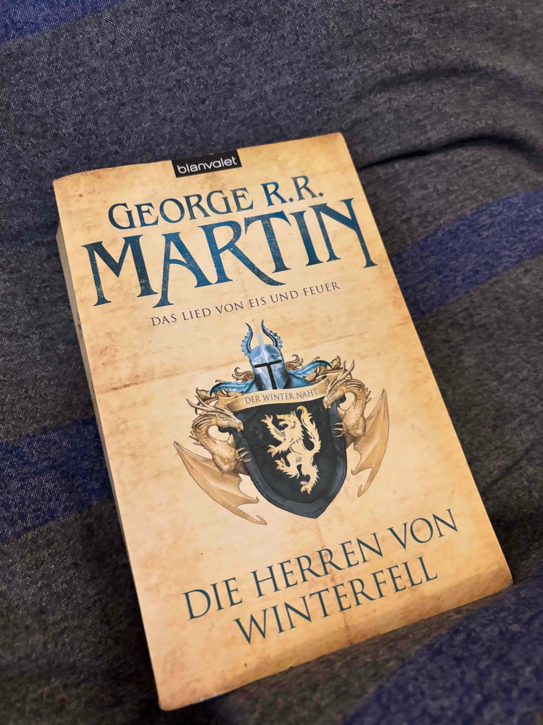Auch beim 2. mal lesen immer noch spannend.
