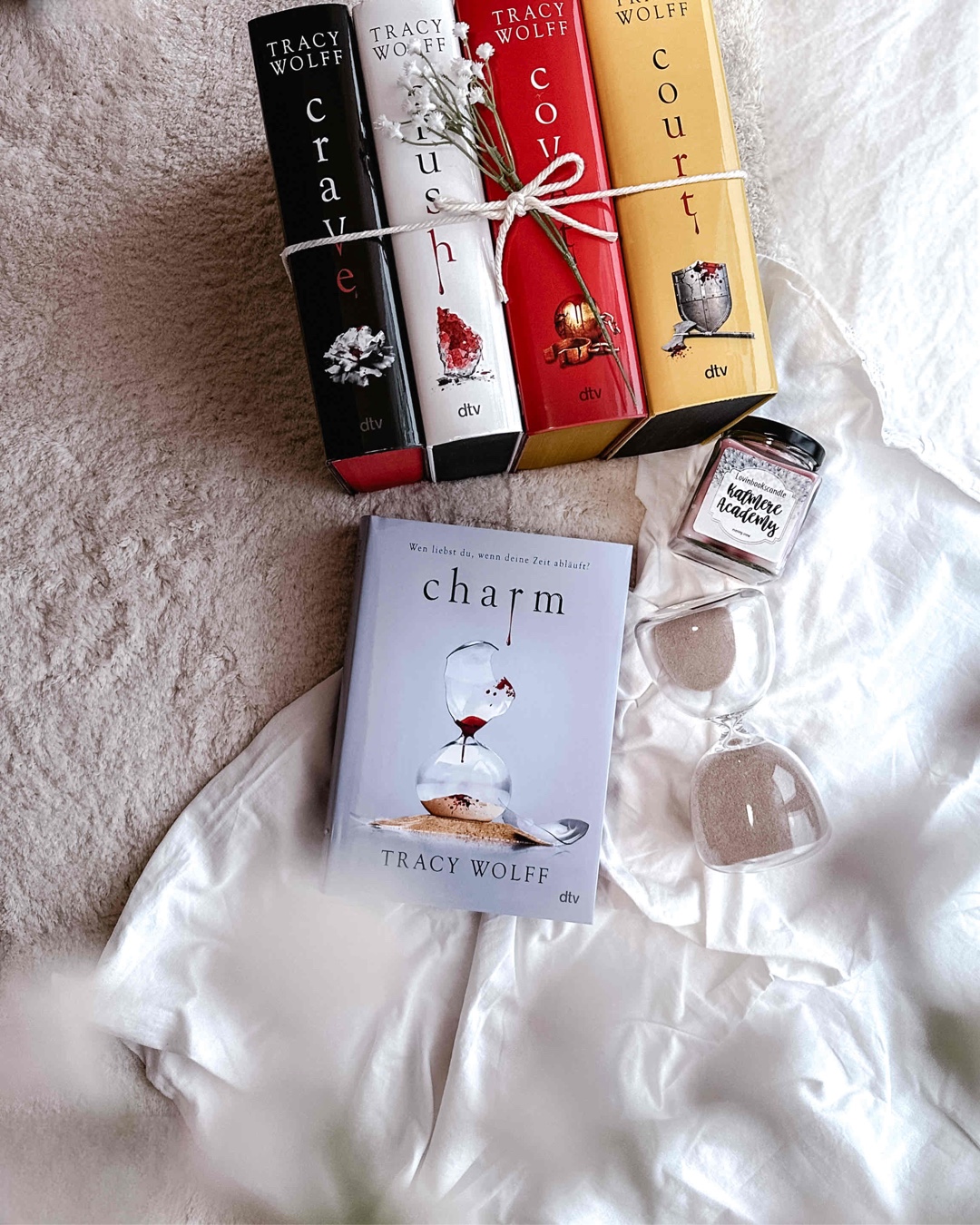 „Mein Kopf fühlt sich komisch an.“ - Charm (𝘚𝘦𝘪𝘵𝘦 7)