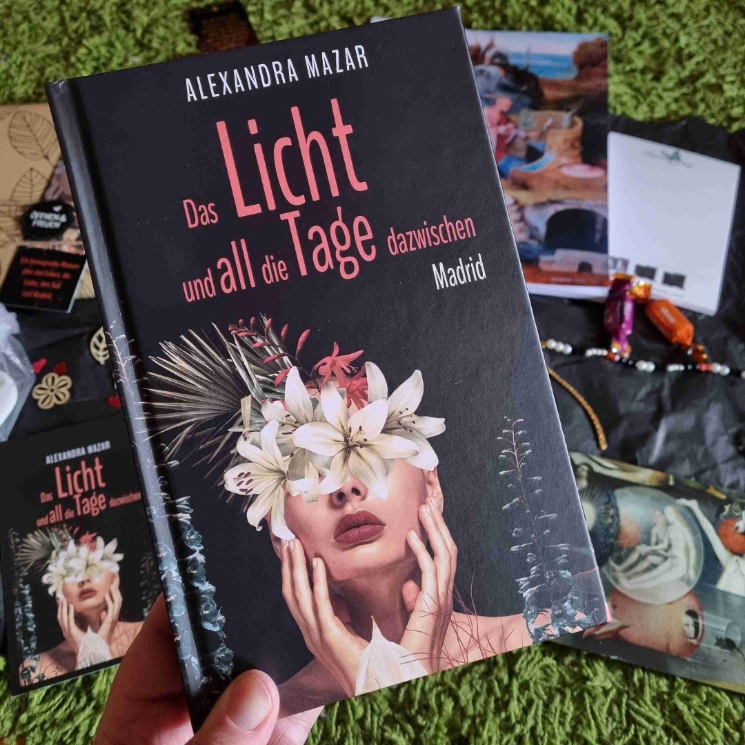 Das Licht und all die Tage dazwischen ist ein Buch das fesselt, mitreißt und tief ins Herz schießt.