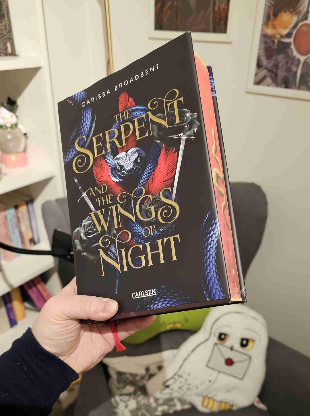 Wir fiel es bis ca. Seite 200 schwer rein zu kommen in die Story, aber ab da hat es mich gefesselt und ich fand das buch echt gut und bin gespannt wie es mit Oraya und Raihn weiter geht.