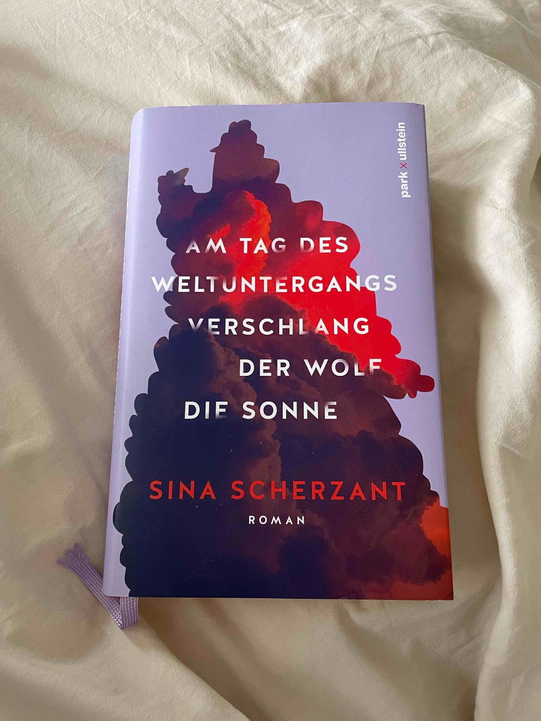 Ich habe das Buch innerhalb von zwei Tagen durchgelesen. Ich konnte es nicht aus drehend legen. Die Geschichte ist jetzt schon ein Jahres Highlight🩷