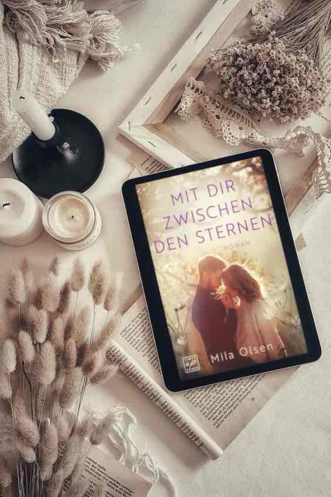 Die angehende Schriftstellerin Haven kennt nur die Einsamkeit ihres Zimmers und die Stille ihrer Gedanken. In Alaska, wo sie ihrer sozialen Phobie durch Kellnern bei Freunden ihrer Eltern angehen soll, verliebt sie sich jedoch ausgerechnet in Hayes Henderson, den attraktiven Außenseiter der Kleinstadt. Die Katastrophe scheint vorprogrammiert.
Zwischen den Geistern der Vergangenheit, der Verbindung ihrer Familiengeschichten und der erbarmungslosen Wildnis muss Haven kämpfen: um ihr Leben, die Wahrheit und vor allem um ihre Liebe.