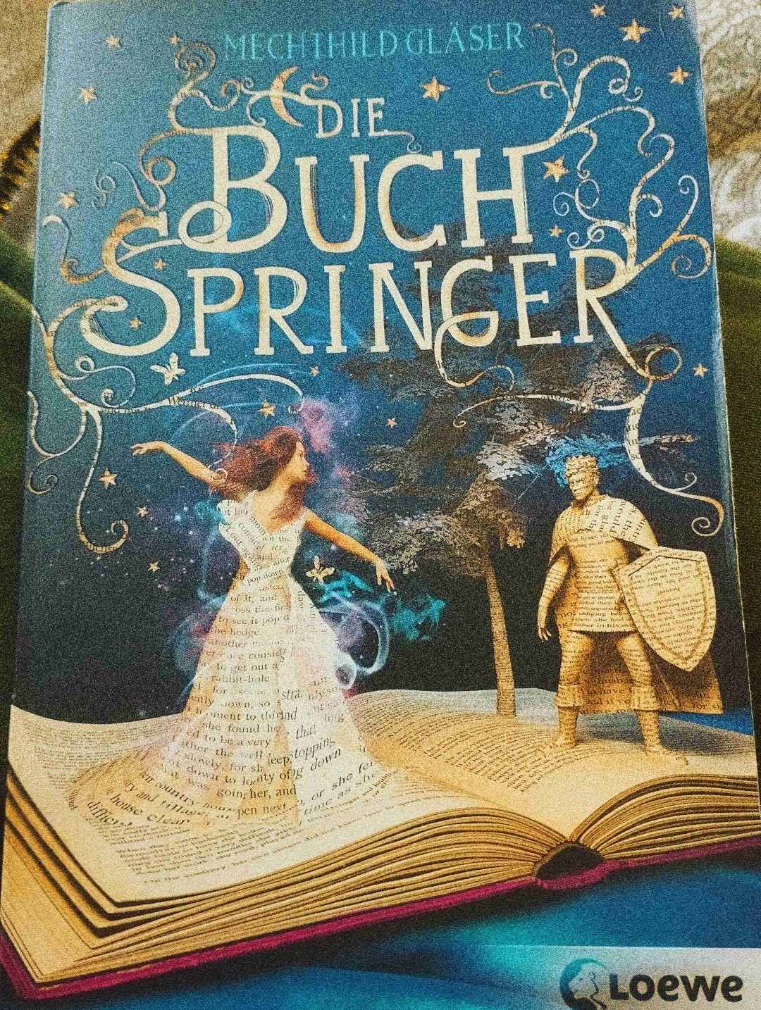 Hast du dir schonmal vorgestellt wie es wäre wenn du dein Leben damit verbringst die Literatur zu beschützen und aufzupassen das sich nichts verändert ? -😭😭💔💔💔💔❤️🩹❤️🩹❤️🩹