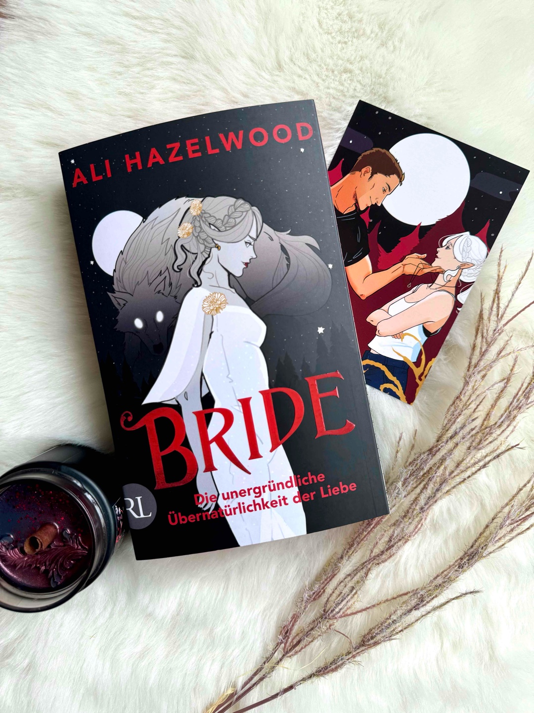 Diese Hochzeit stellt ein Problem dar.
Diese Frau stellt ein Problem dar. 👰🏼♀️🩸🐺