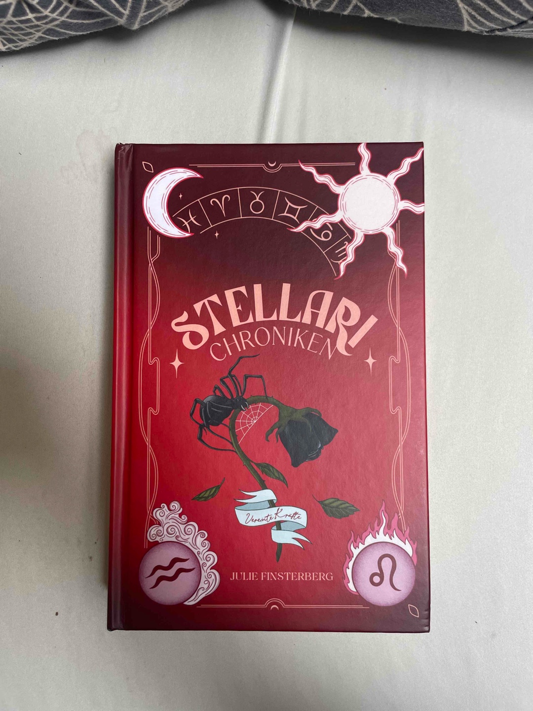 Stellari Chroniken: Vereinte Kräfte 🕷️❤️