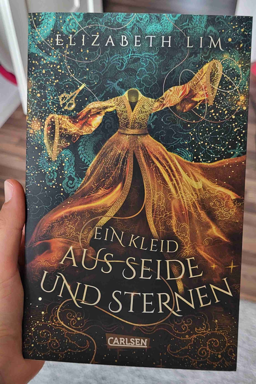 Eine schöne Geschichte, bin gespannt auf den zweiten Teil🤭