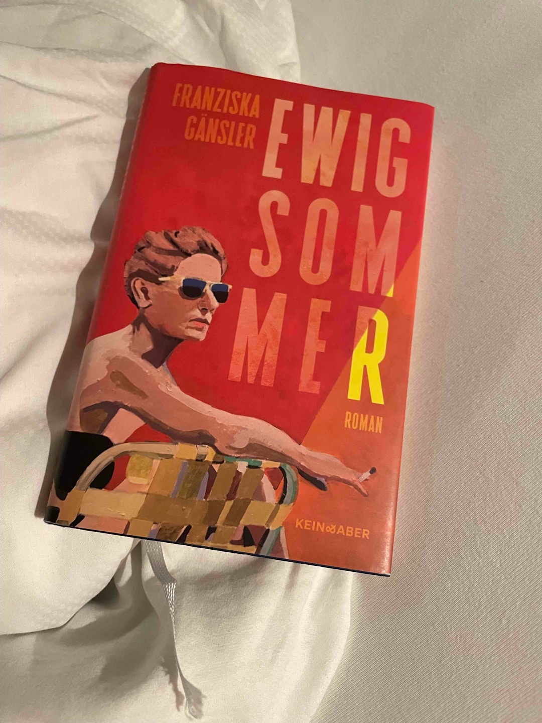 MitreißendeSchilderungen der Waldbrände. Ich konnte die Hitze auch spüren. Die Charaktere haben sich Seite für Seite mehr gezeigt. Ich konnte das Buch kaum aus der Hand legen.