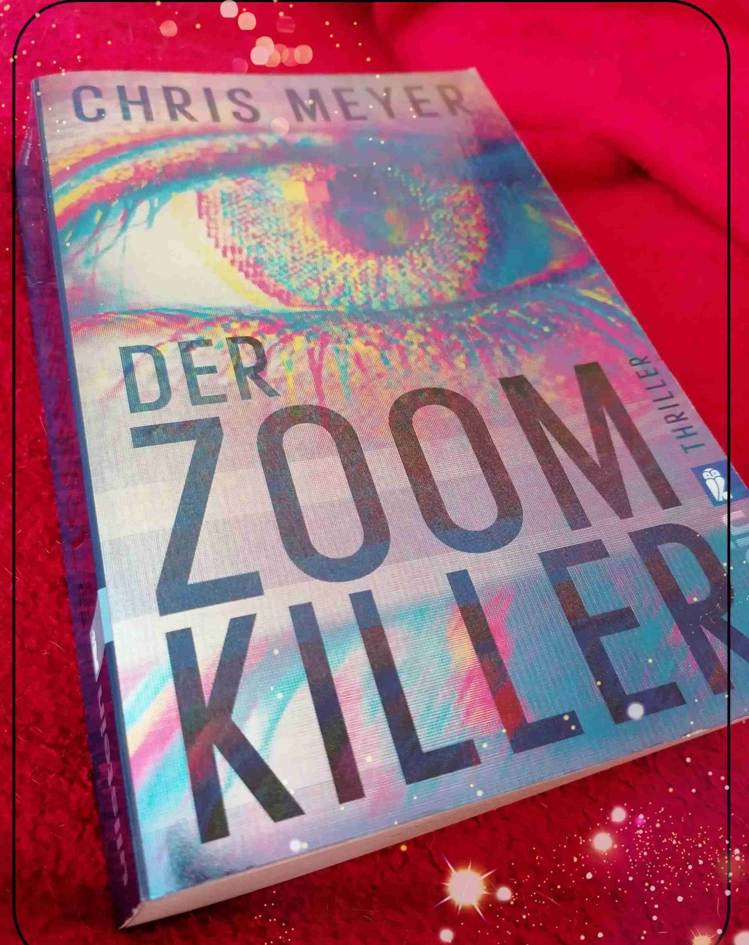 Eindeutig mein Monatshighlight. Sehr brutal, sehr blutig, sehr sehr spannend. Von der ersten Seite an. Nun brauch ich ganz schnell den nächsten Teil, denn ich will wissen wie es bei Tom und Aaron weiter geht