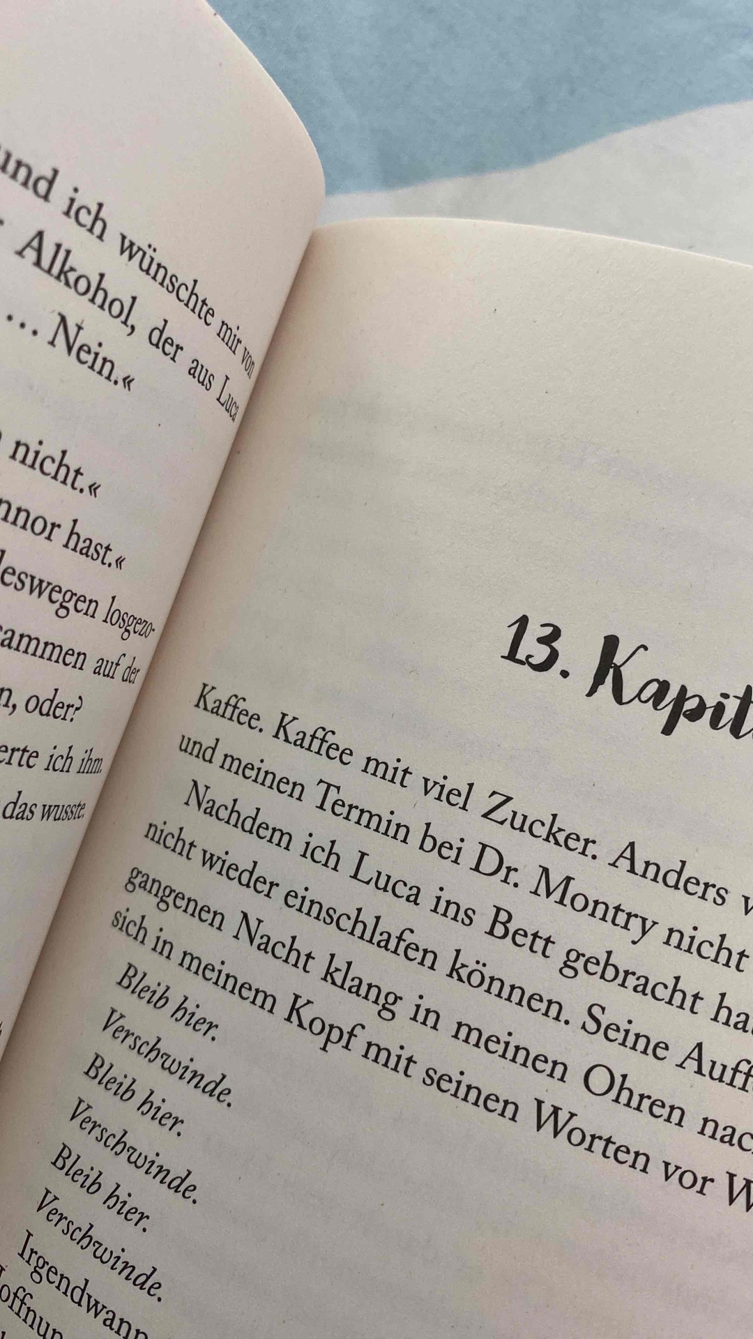 Das Buch war sehr toll. Trotzdem fand ich denn ersten Teil besser. Im zweiten hat mir manchmal etwas gefehlt. Und zum teil haben mir die Handlungen von Protagonisten nicht gefallen. Trotzdem eine cute Geschichte und ich denke ich werde auch die weiteren Teile noch lesen🫶🏼