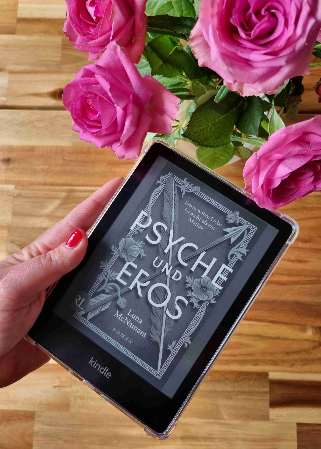 Griechische Mythologie als RomCom verpackt
