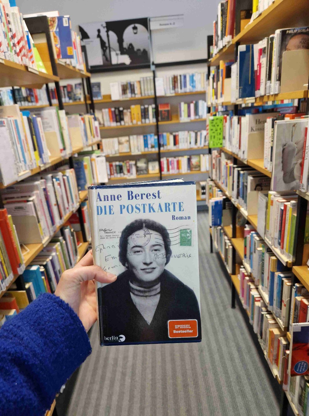 Sehr tolles Buch! Erst Recht weil es autobiographisch ist. Zwischendurch habe ich mich manchmal gefragt, was da jetzt noch alles kommen soll, warum das Buch nicht auf den nächsten Seiten endet. Aber es ist schon richtig so, dass der Geschichte über 500 Seiten Zeit gegeben wird.
Und das Ende... Hatte Tränen in den Augen!