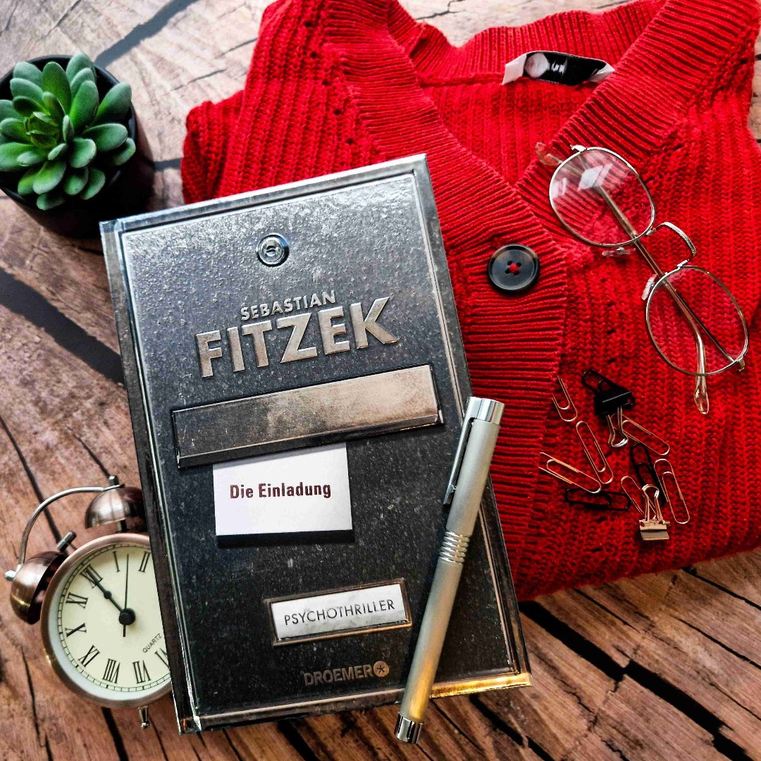 Mein erstes Buch von Fitzek und ich fand es richtig gut. Mit dem Ende hätte ich nie gerechnet und war sehr überrascht 😍 direkt mehr Buch von ihm besorgt.