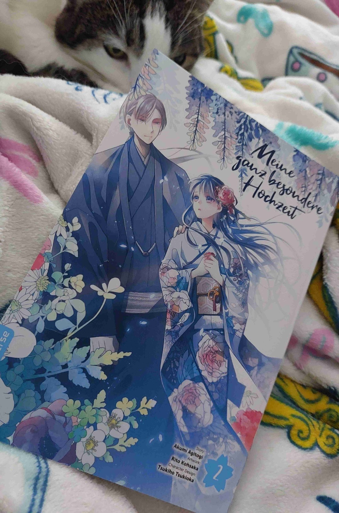 !Spoiler!
Die Geschichte nimmt fahrt auf und es ist spannend Miyo dabei zu zu sehen, wie sie Glücklich wird. Sie sich verliebt aber auch viele Intrigen ♡
