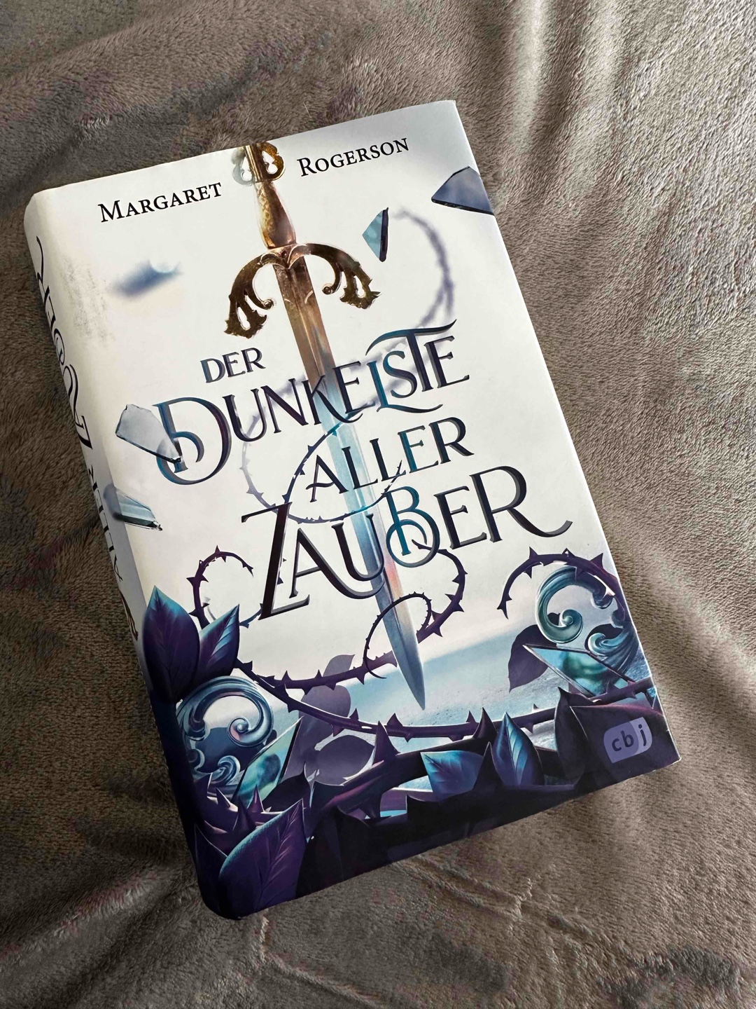 Eine tolle Geschichte über Bücher ! Hat mir wirklich gut gefallen ☺️