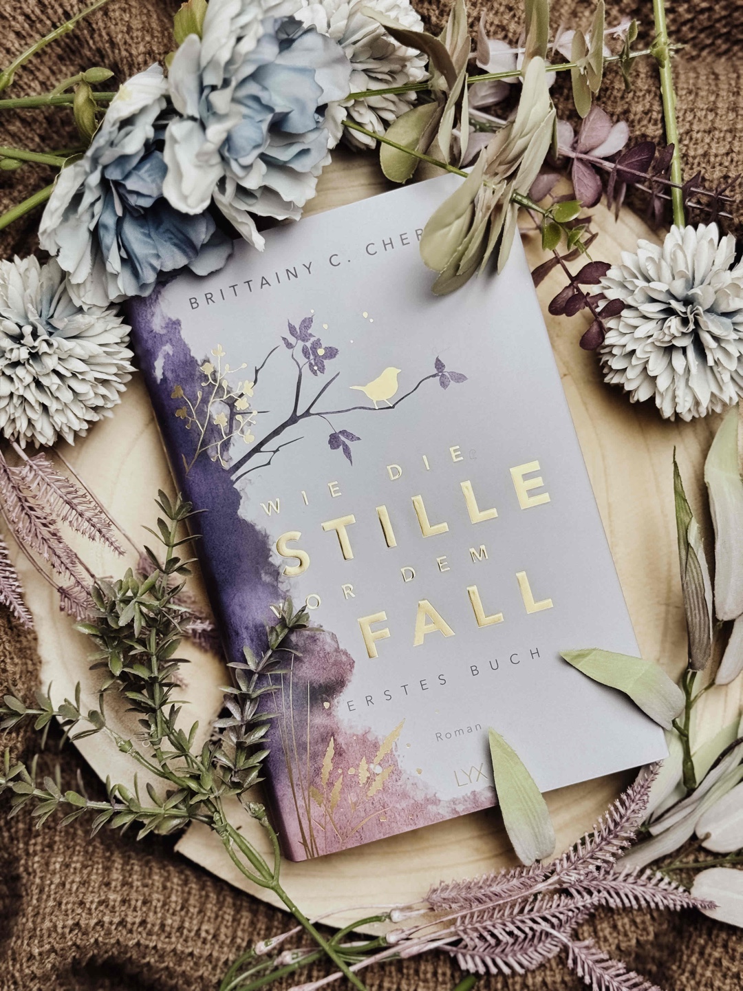 𝑹𝒆𝒛𝒆𝒏𝒔𝒊𝒐𝒏: 𝑾𝒊𝒆 𝒅𝒊𝒆 𝑺𝒕𝒊𝒍𝒍𝒆 𝒗𝒐𝒓 𝒅𝒆𝒎 𝑭𝒂𝒍𝒍 - 𝟏 𝑩𝒖𝒄𝒉 𝟒/𝟓 ⭐️
