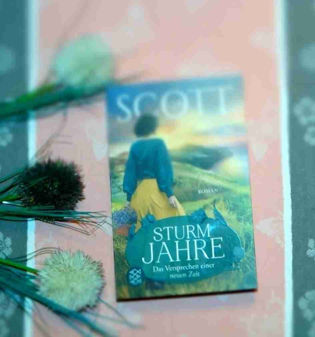 STUR, VOLLER ZWIESPALT & MIT DEM VERSUCH FÜR SICH SELBST ZU SORGEN…