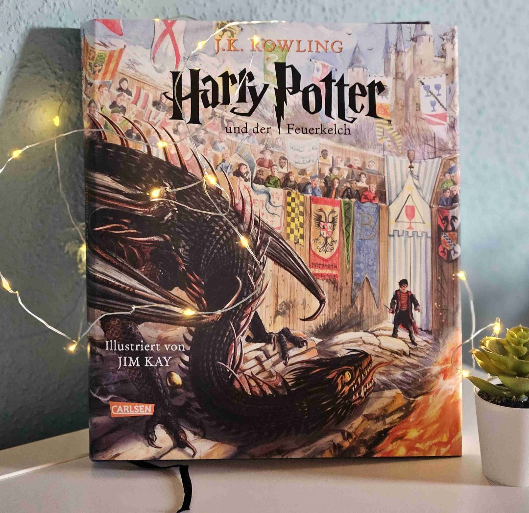 Harry Potter und der Feuerkelch ist ein Reread, aufgrund der Schmuckausgabe.
Es ist nicht mein liebster Band, das ist immer noch 1 und 3 aber trotzdem für mich gut.