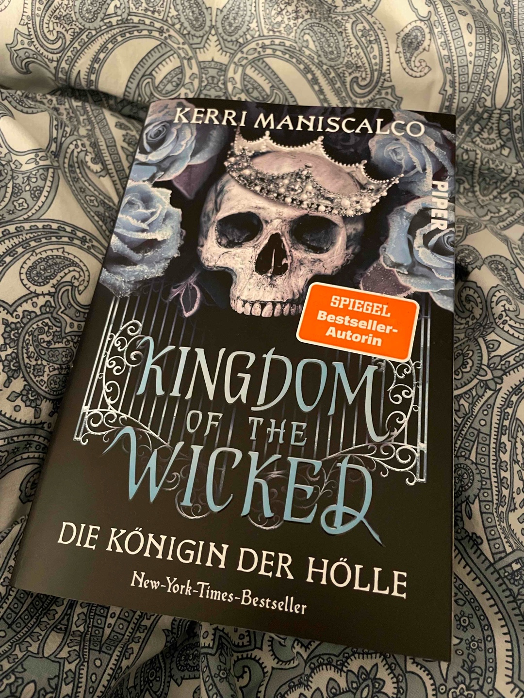 Das erste Buch hat mir schon sehr gut gefallen und auch der 2 Band konnte mich wieder überzeugen 😍